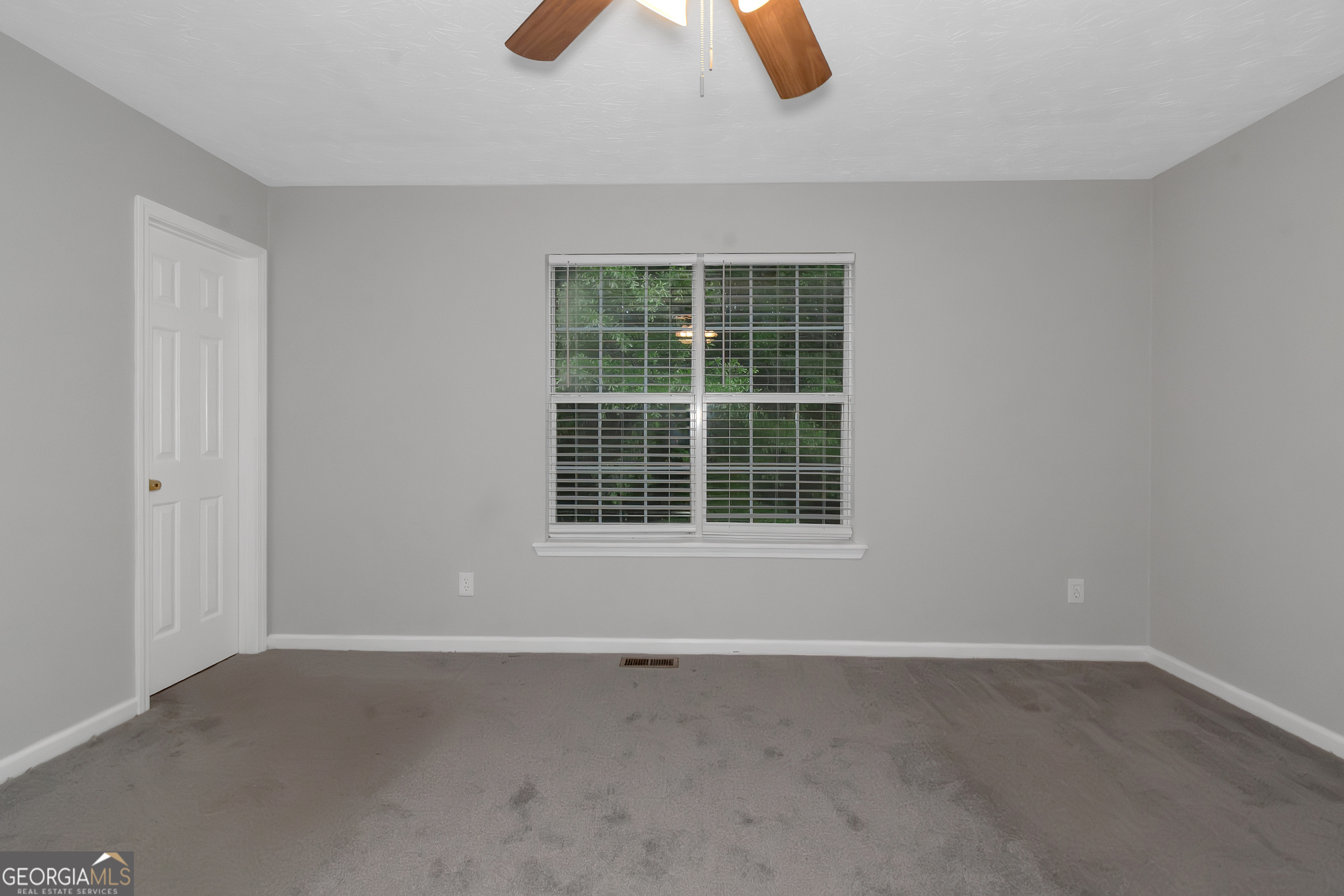 564 Rustin Drive Property Photo 12