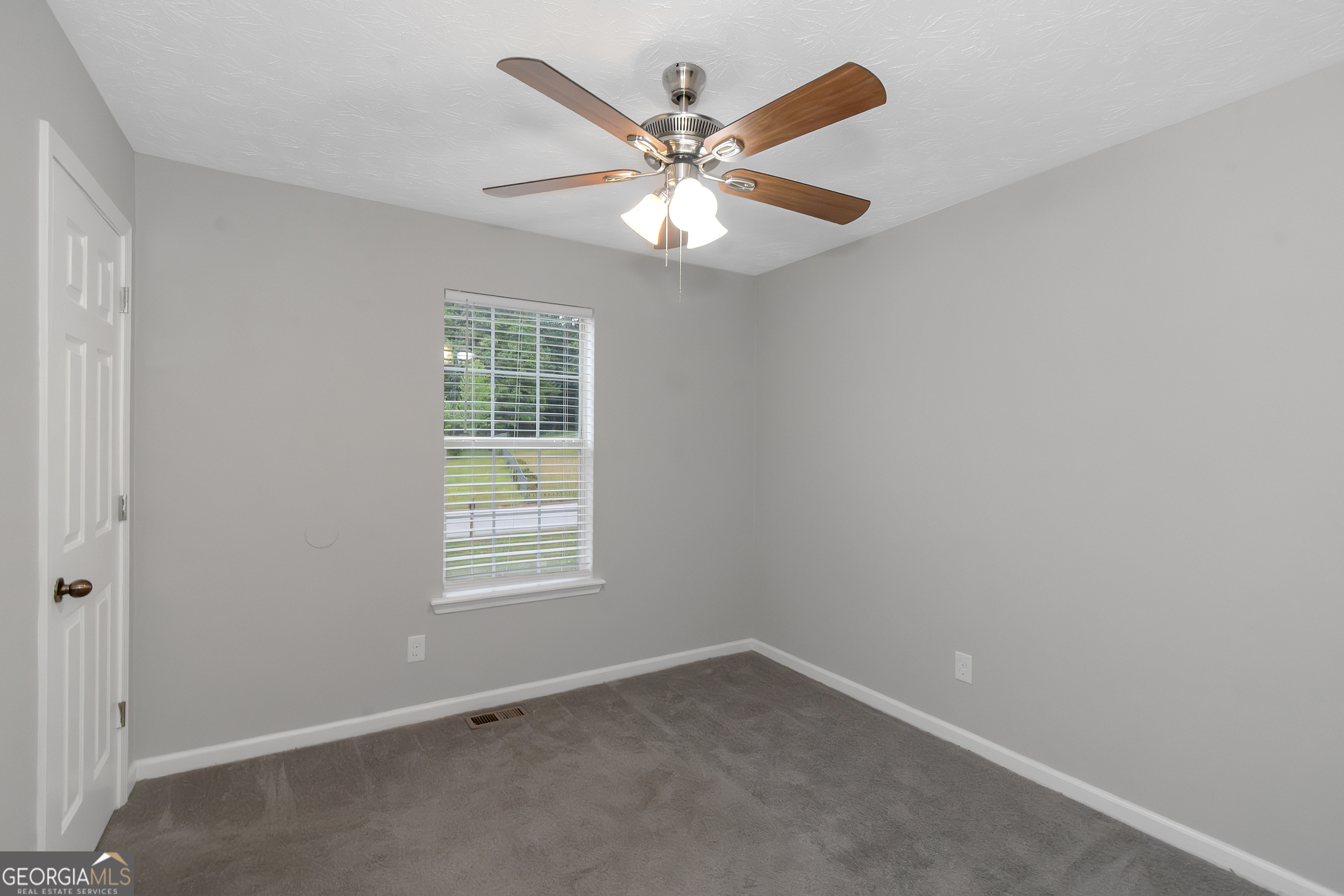 564 Rustin Drive Property Photo 18
