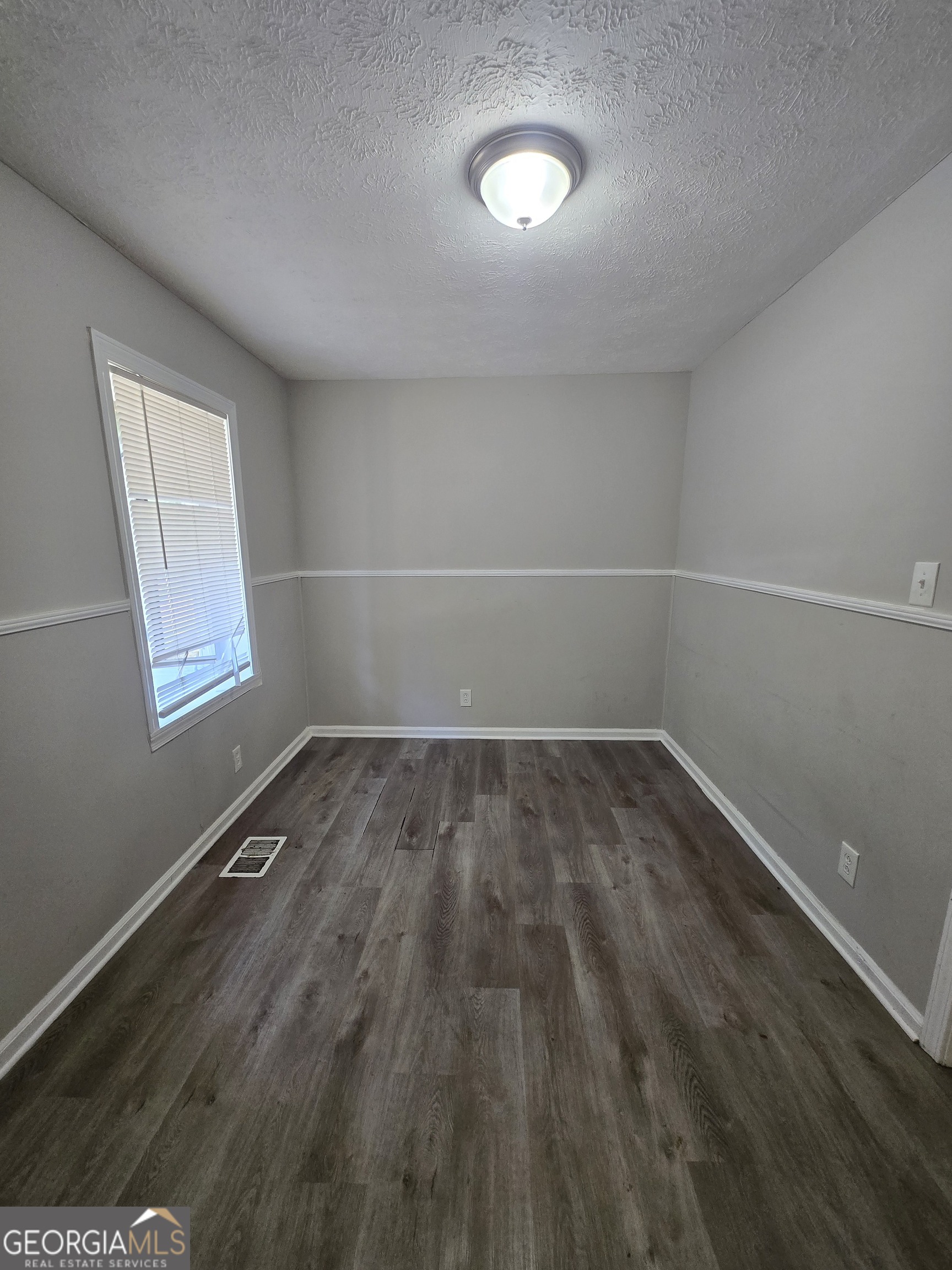 3645 Saturn Drive Nw Property Photo 4