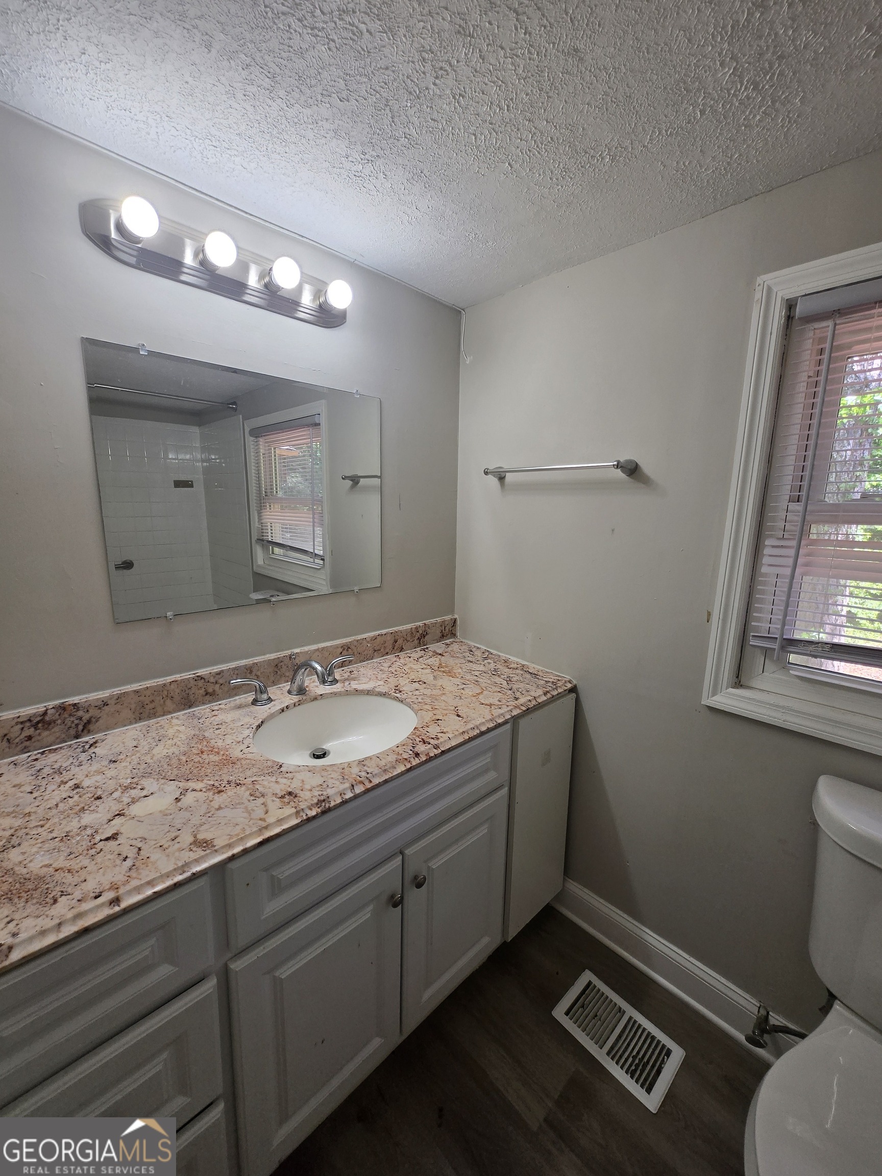 3645 Saturn Drive Nw Property Photo 16