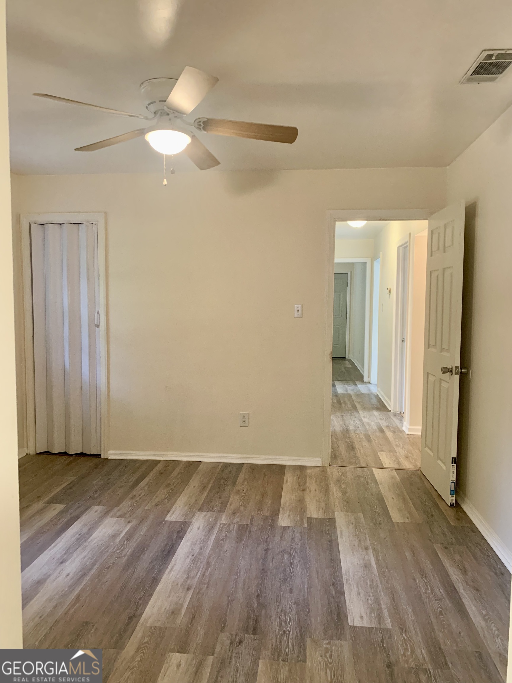 416 Rogers Road Property Photo 12