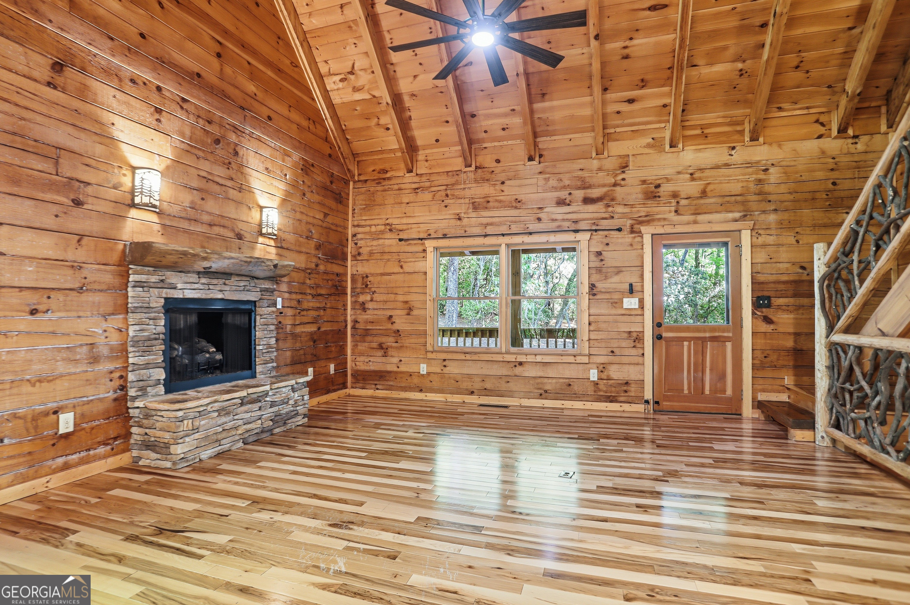 702 Ranch Mountain Drive Property Photo 8