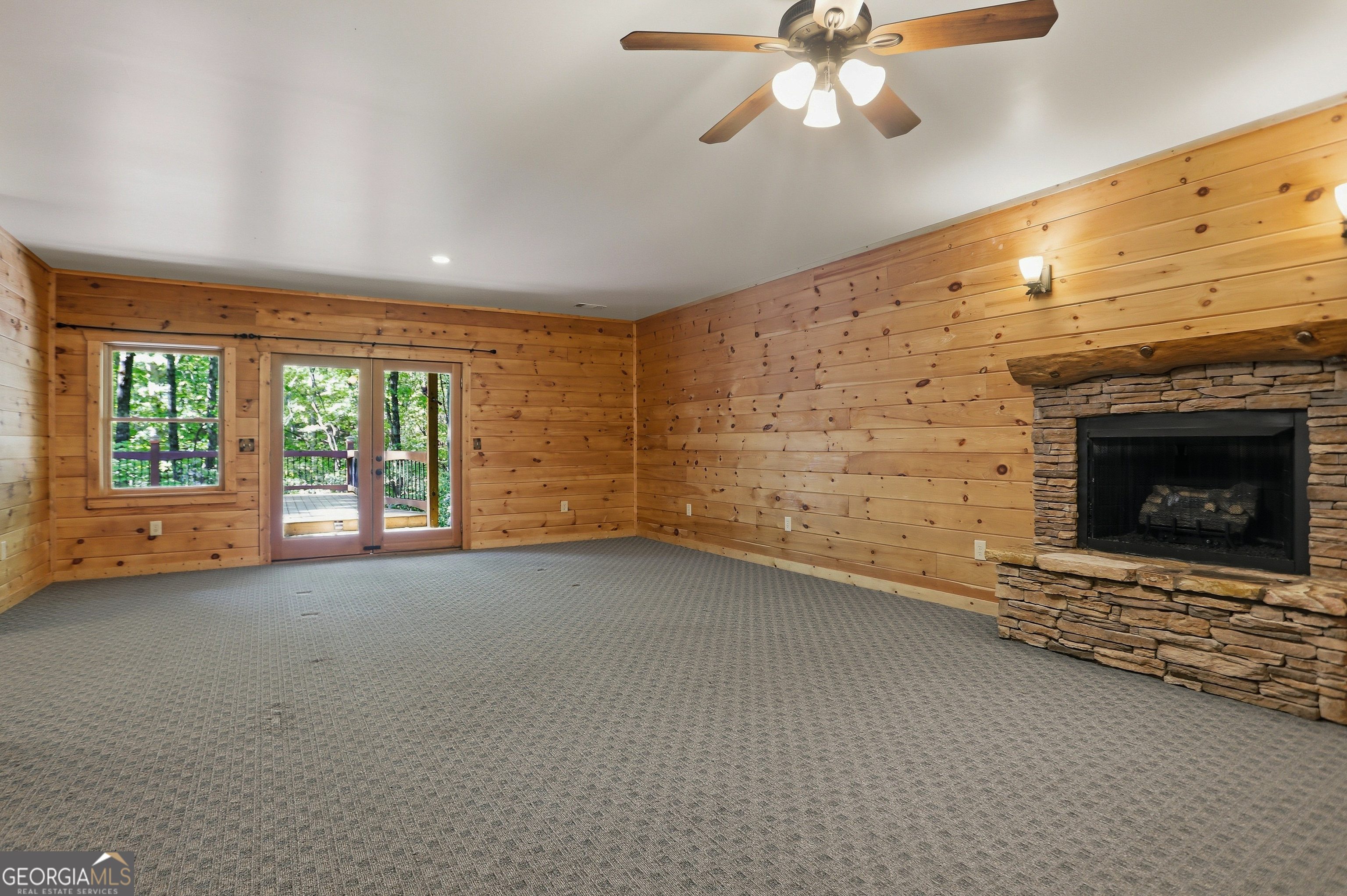 702 Ranch Mountain Drive Property Photo 9