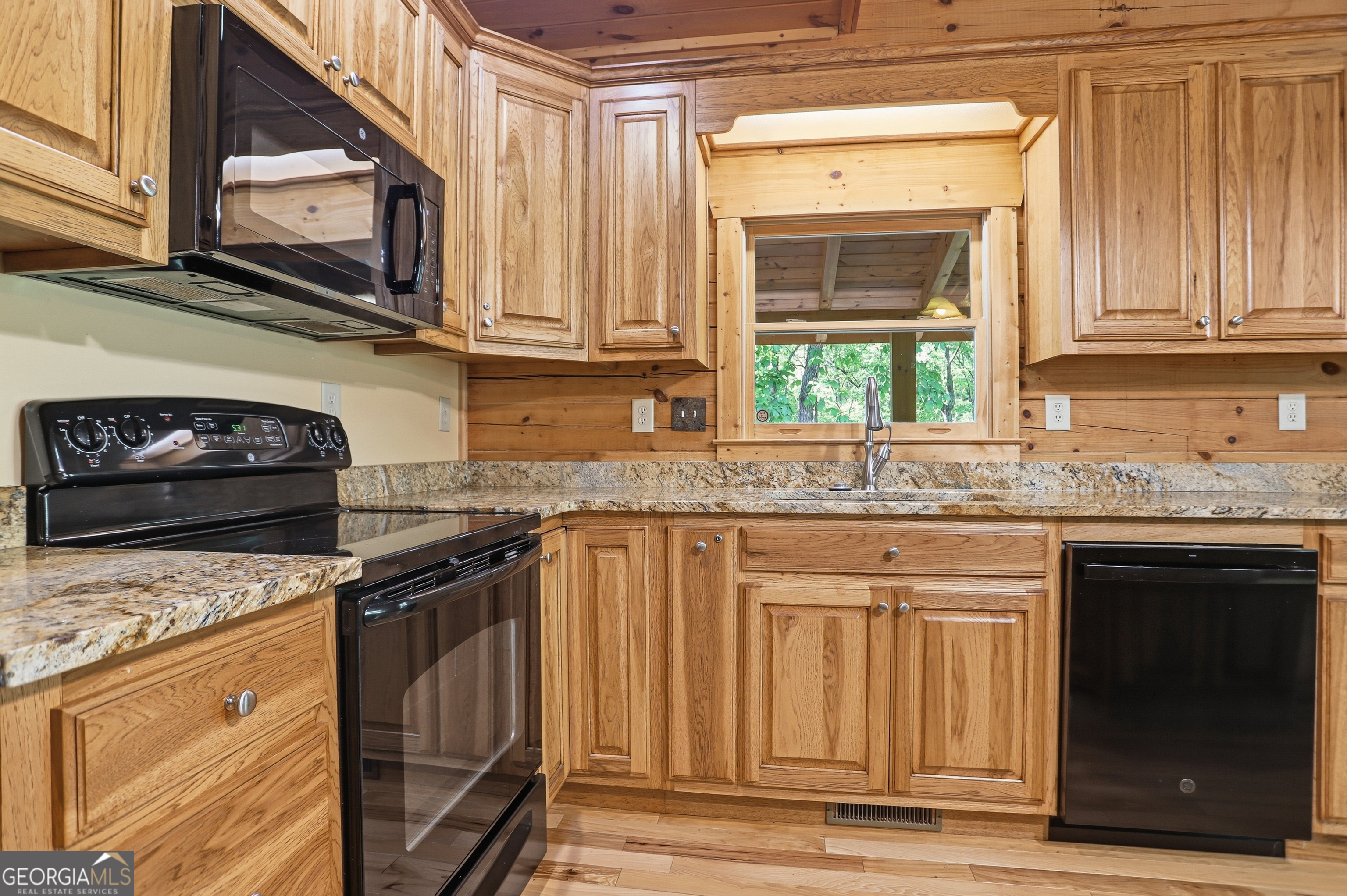 702 Ranch Mountain Drive Property Photo 14