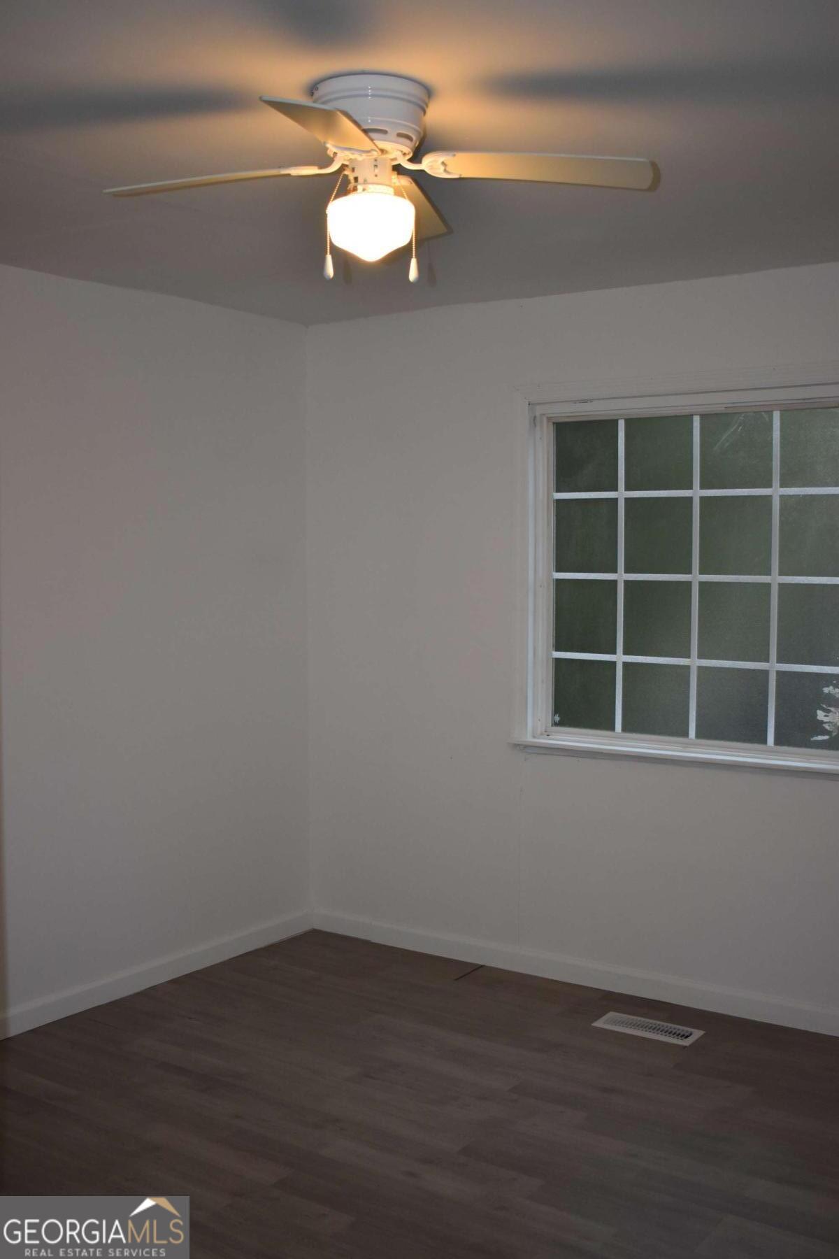 3560 Mckenzie Drive Property Photo 3
