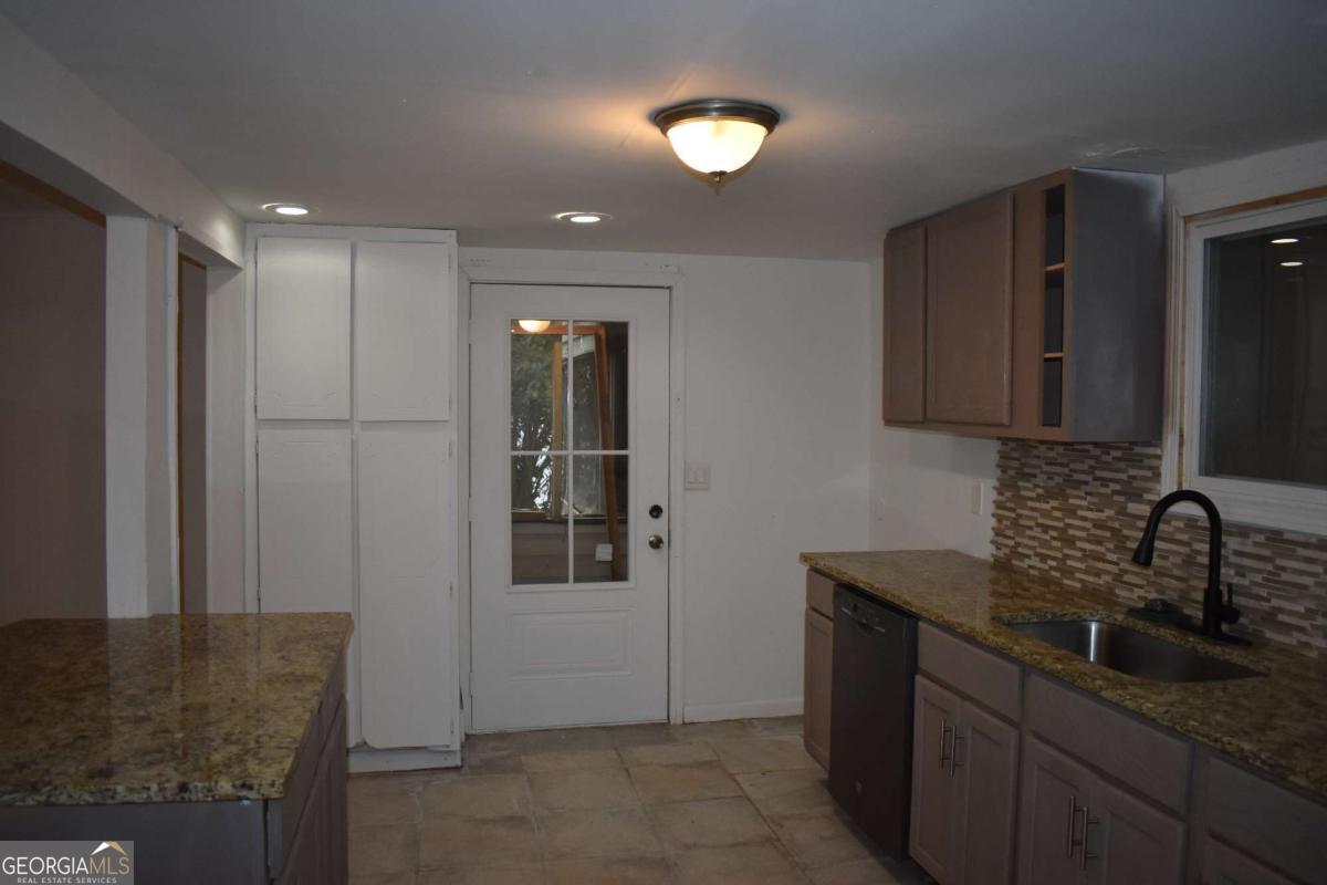 3560 Mckenzie Drive Property Photo 12