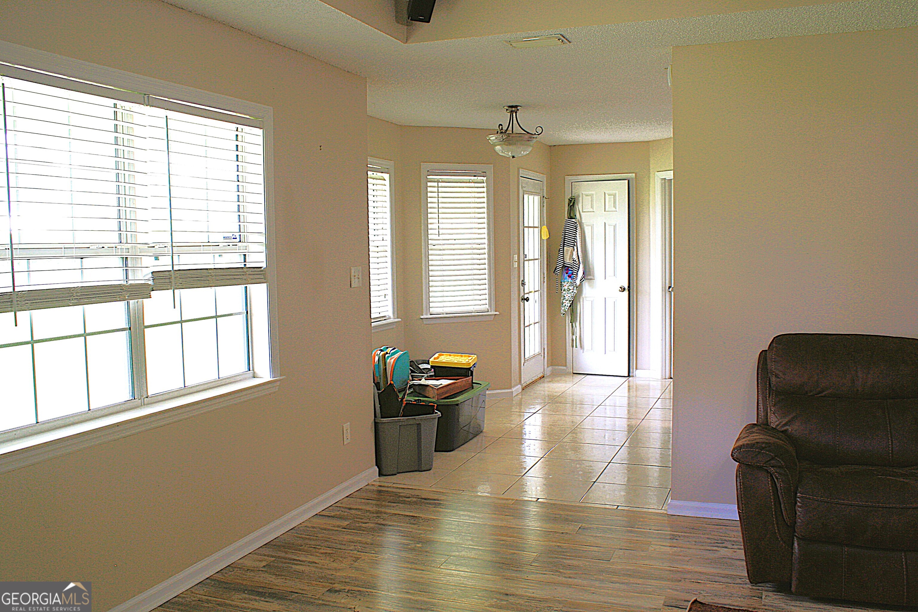 4509 Windward Court Property Photo 6