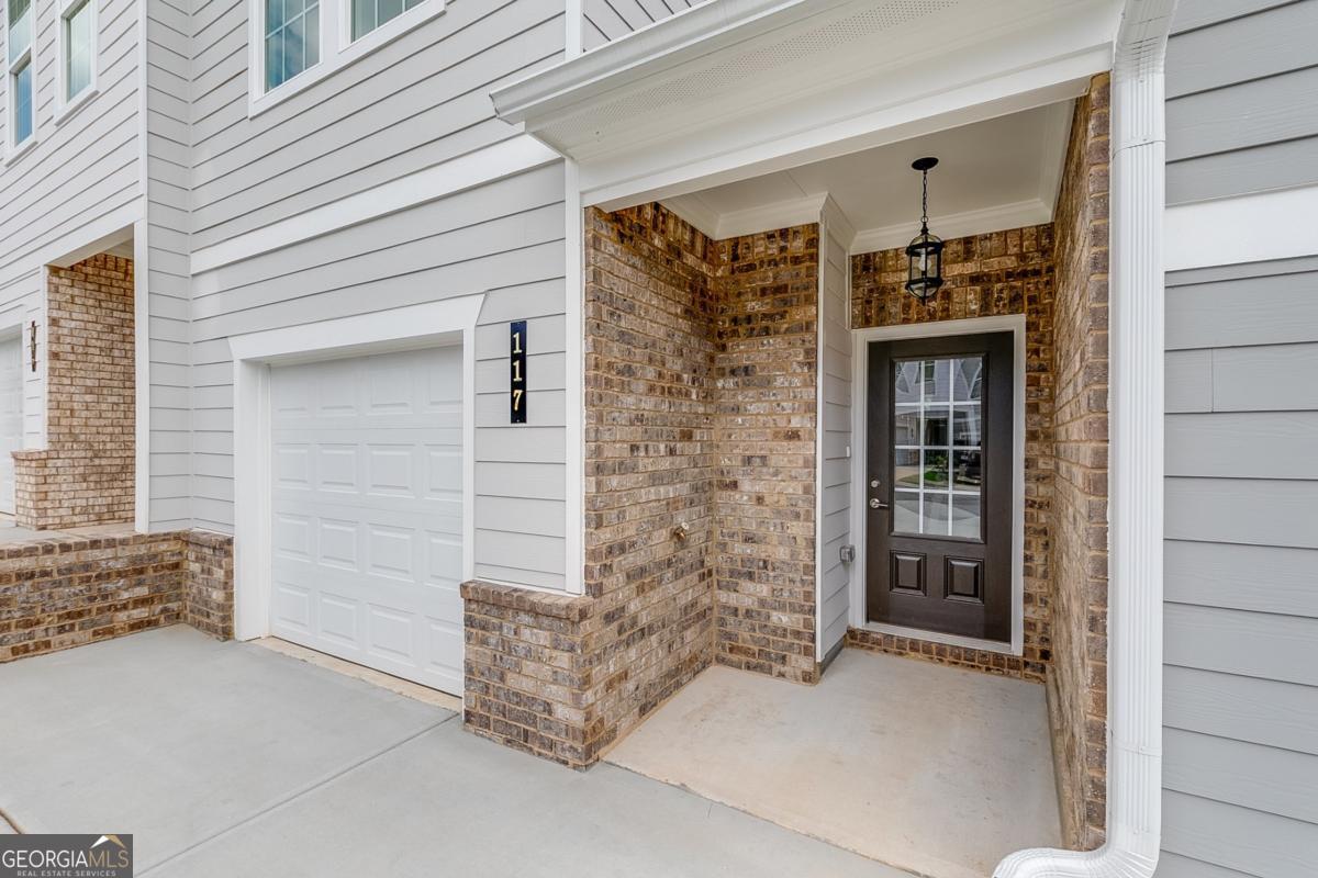 117 Greenview Court Property Photo 3