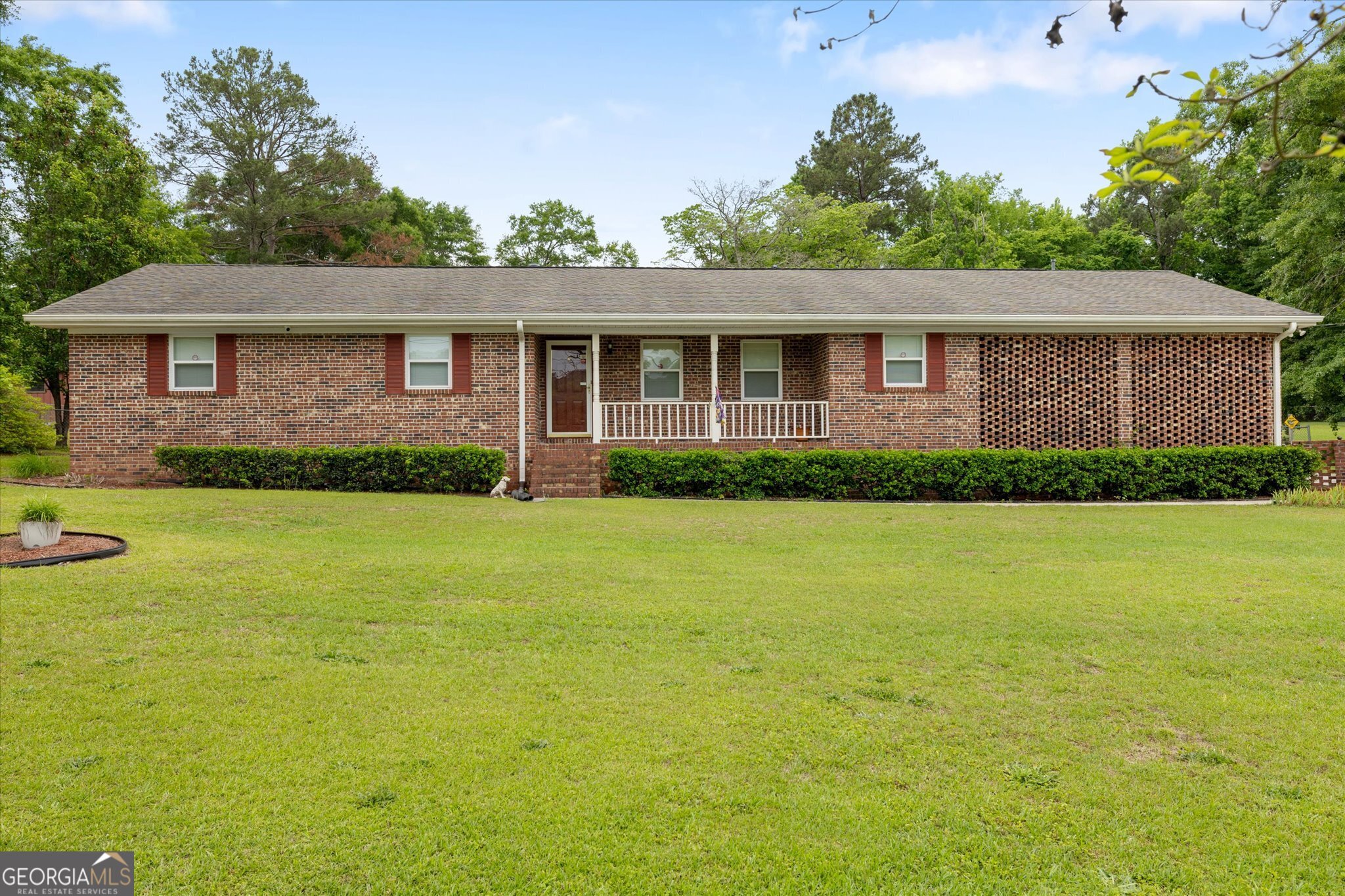 5538 Neal Drive Property Photo 1