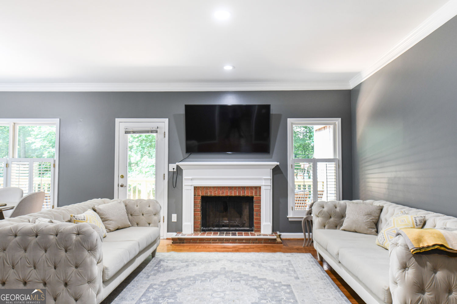 304 Bridle Path Property Photo 3