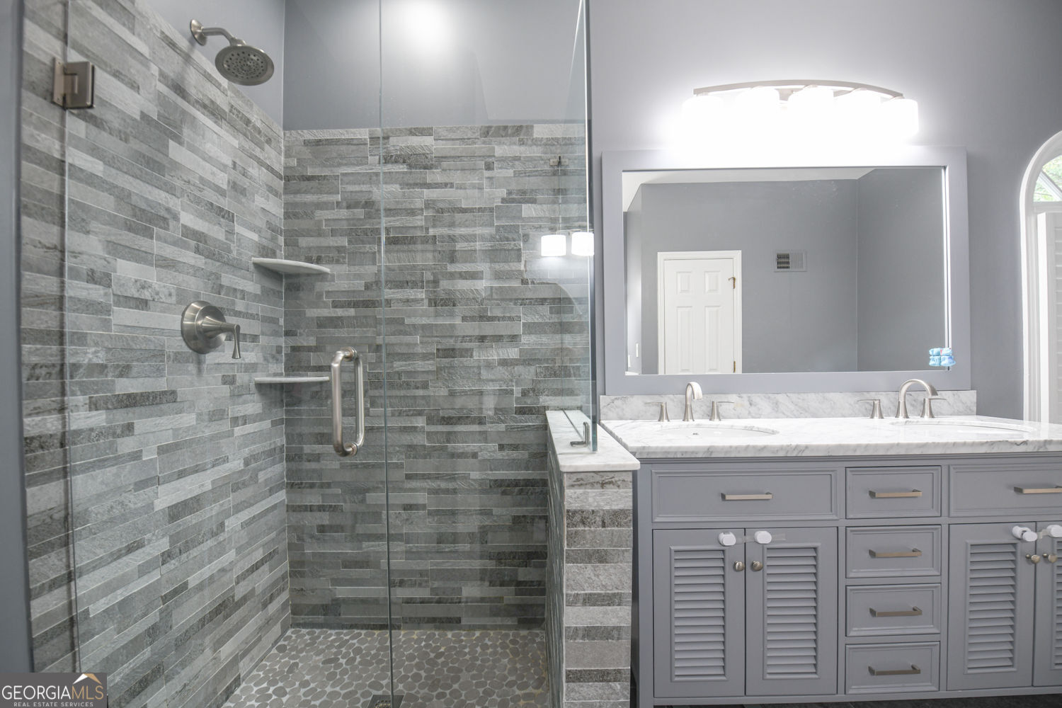 304 Bridle Path Property Photo 17