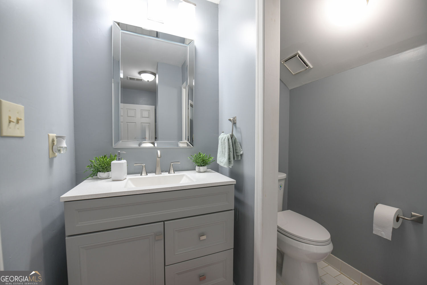 304 Bridle Path Property Photo 26