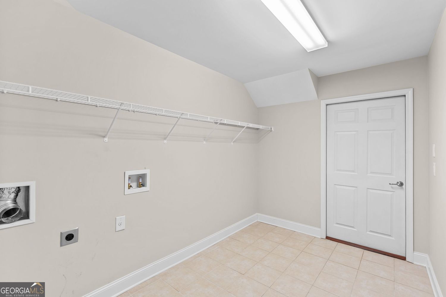 2716 Grapevine Circle Property Photo 29