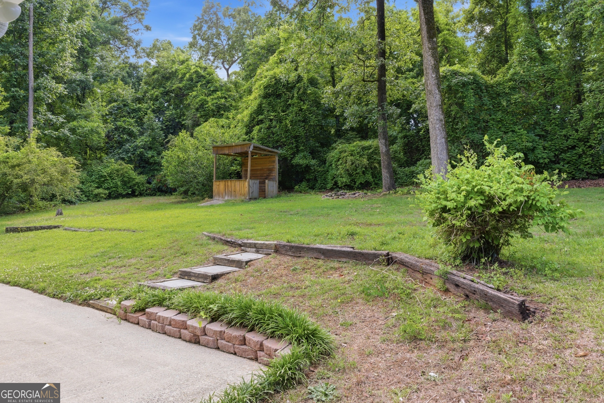 54 Stonewood Forest Property Photo 31