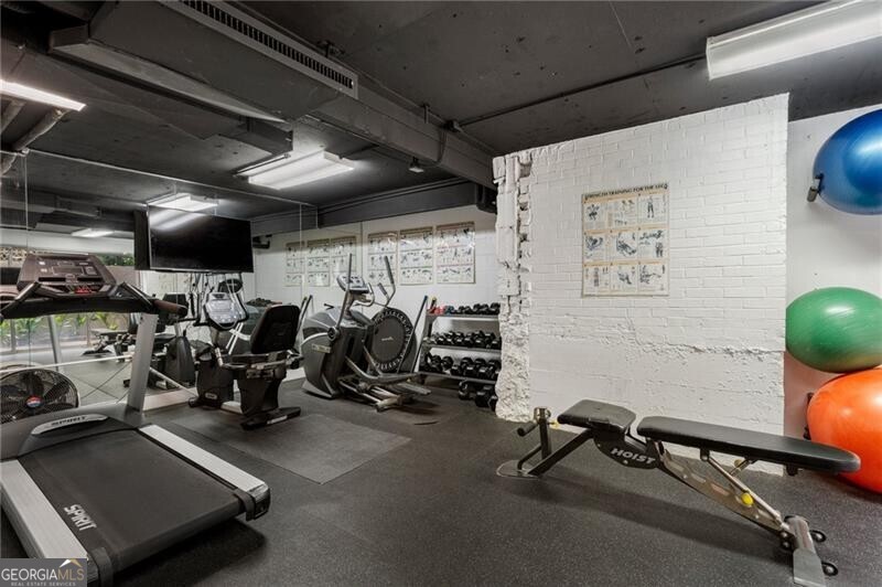 1325 Peachtree Street Ne # G2 Property Photo 32