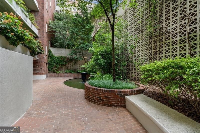 1325 Peachtree Street Ne # G2 Property Photo 34