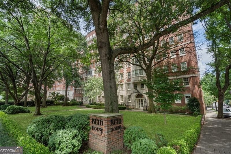 1325 Peachtree Street Ne # G2 Property Photo 42
