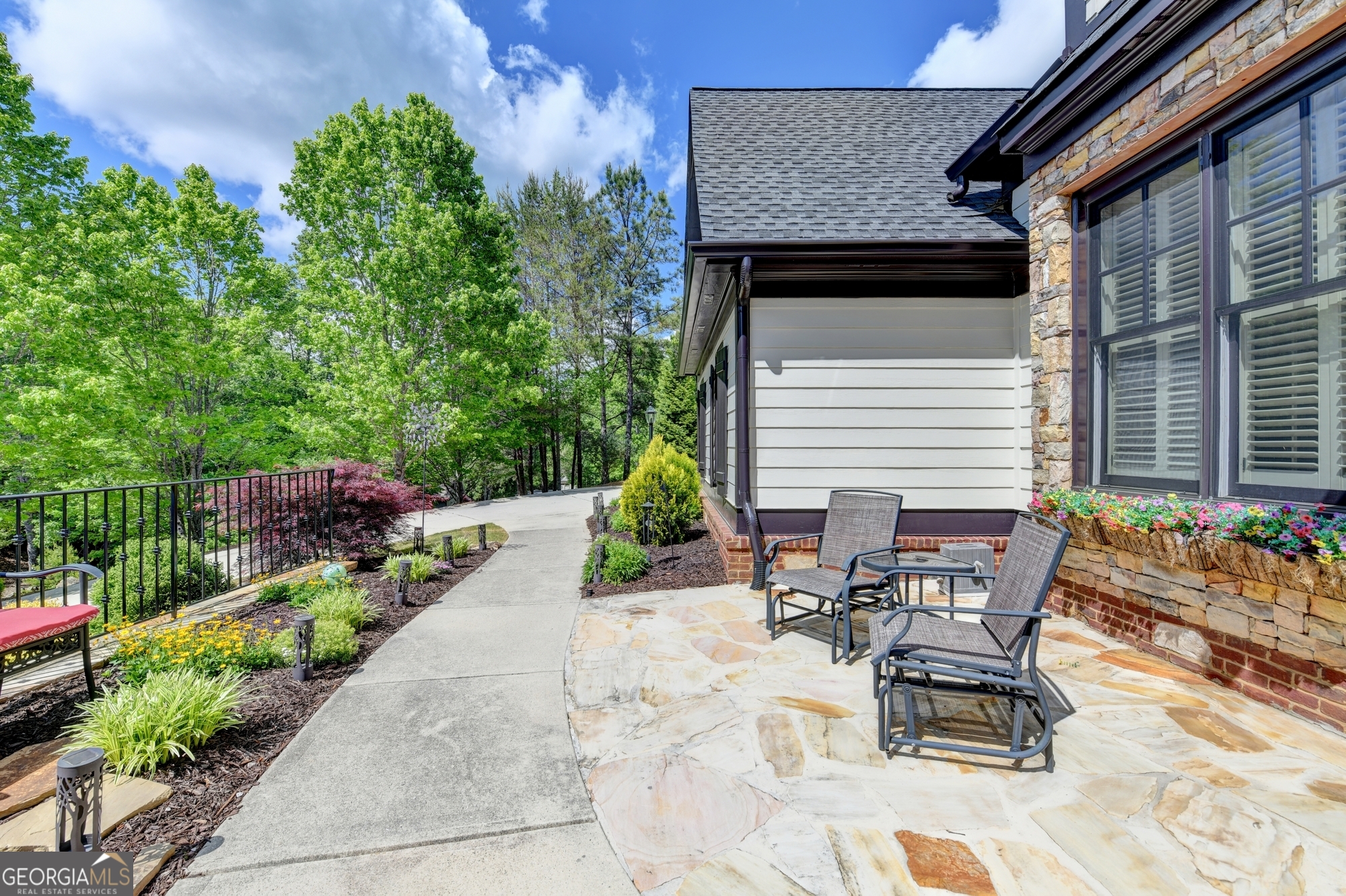 10 Cavender Run Property Photo 6