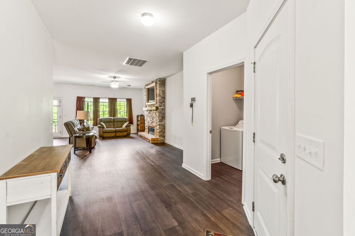 372 Highland Pointe Drive Property Photo 15