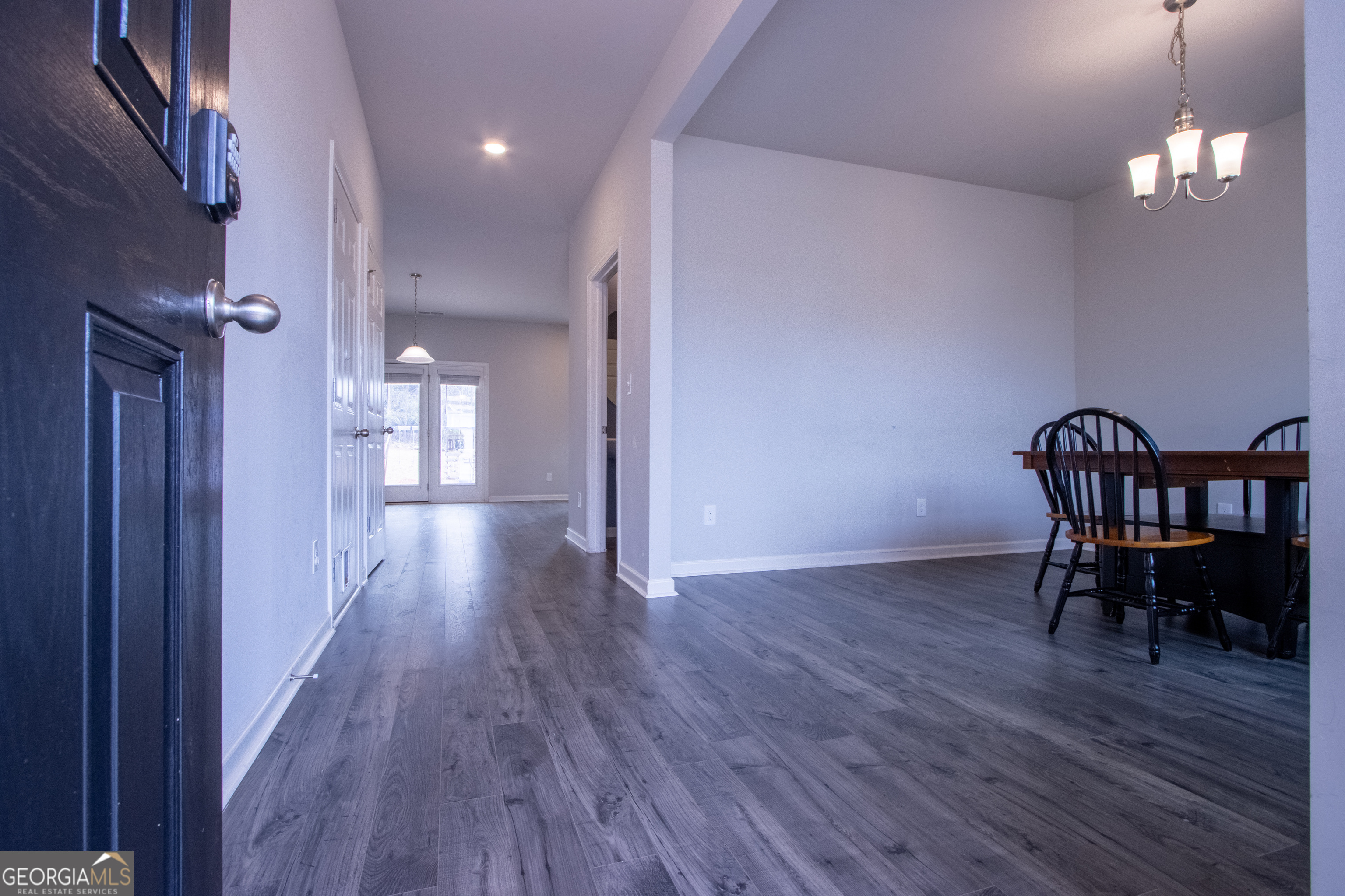 325 Park West Boulevard Property Photo 4
