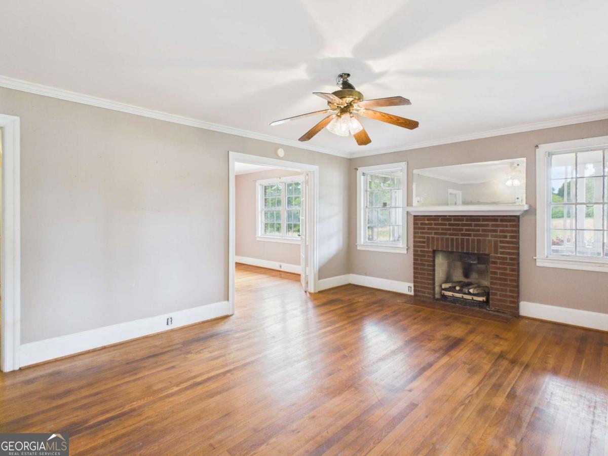 1600 Mcnutt Creek Road Property Photo 4