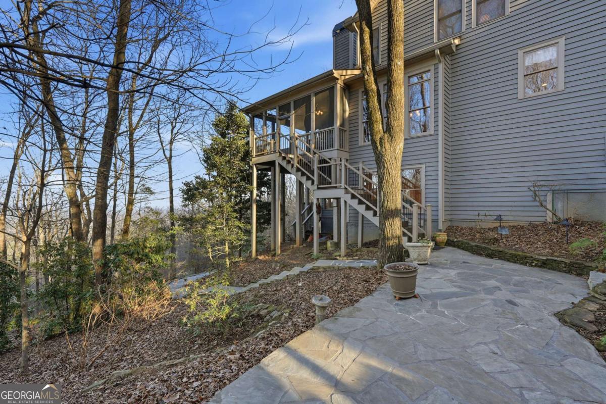 352 Sanderlin Mtn Drive Property Photo 25