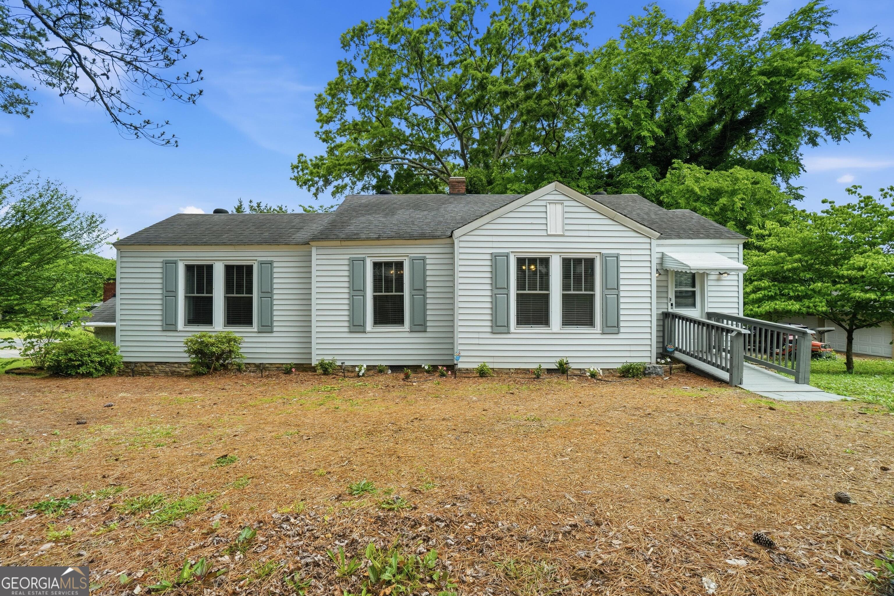 3022 Maple Road Se Property Photo 25