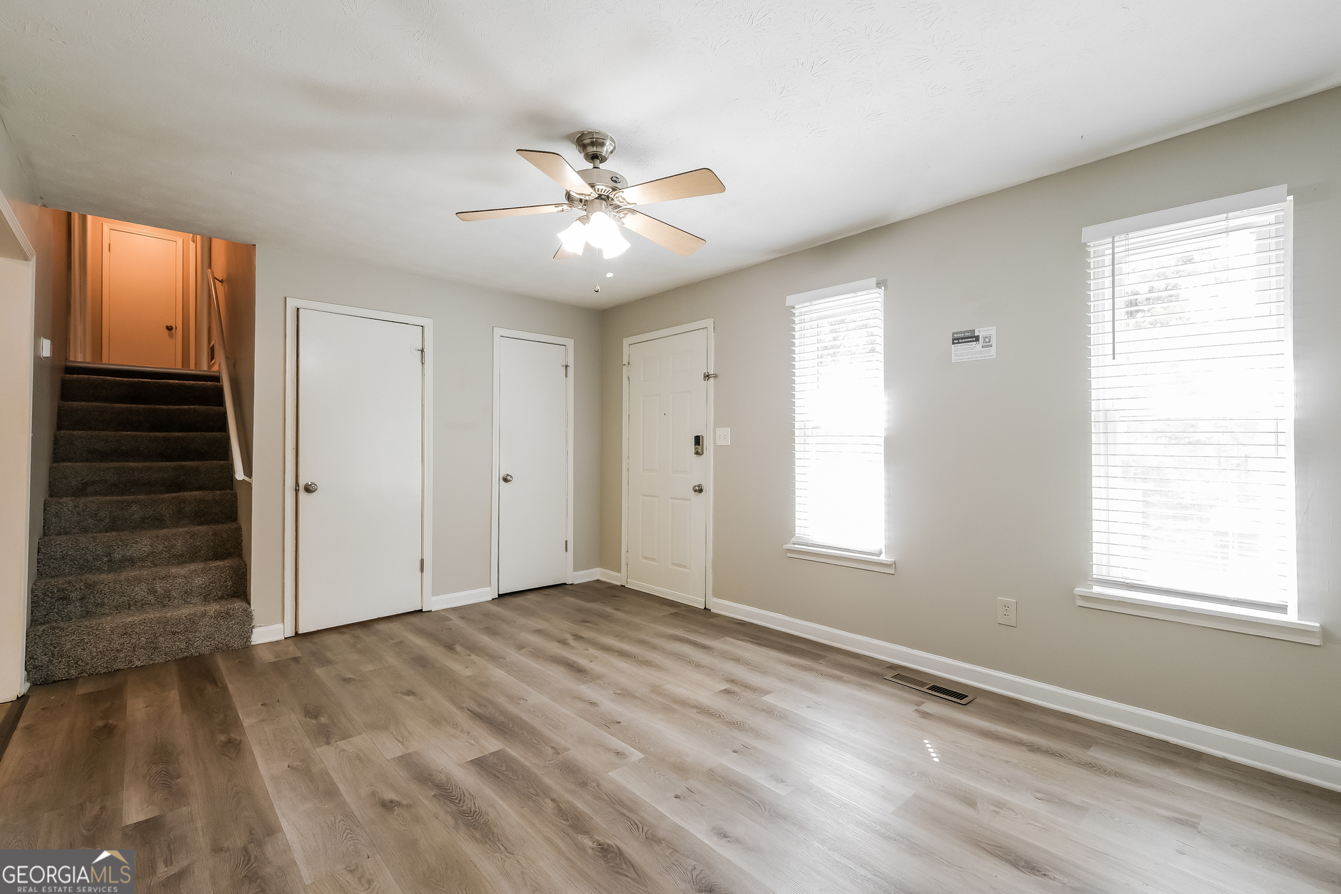 2852 Melanie Lane Property Photo 4