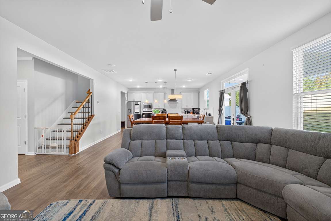 140 Camdale Court Property Photo 11