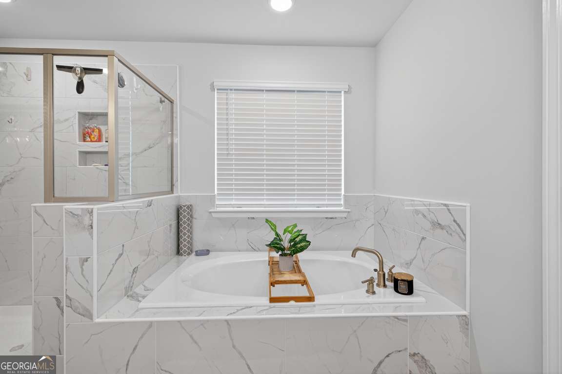 140 Camdale Court Property Photo 42