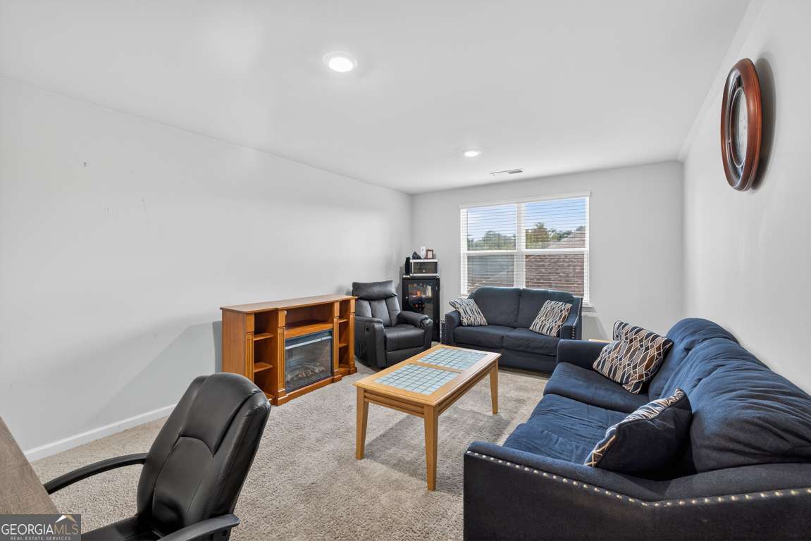 140 Camdale Court Property Photo 46