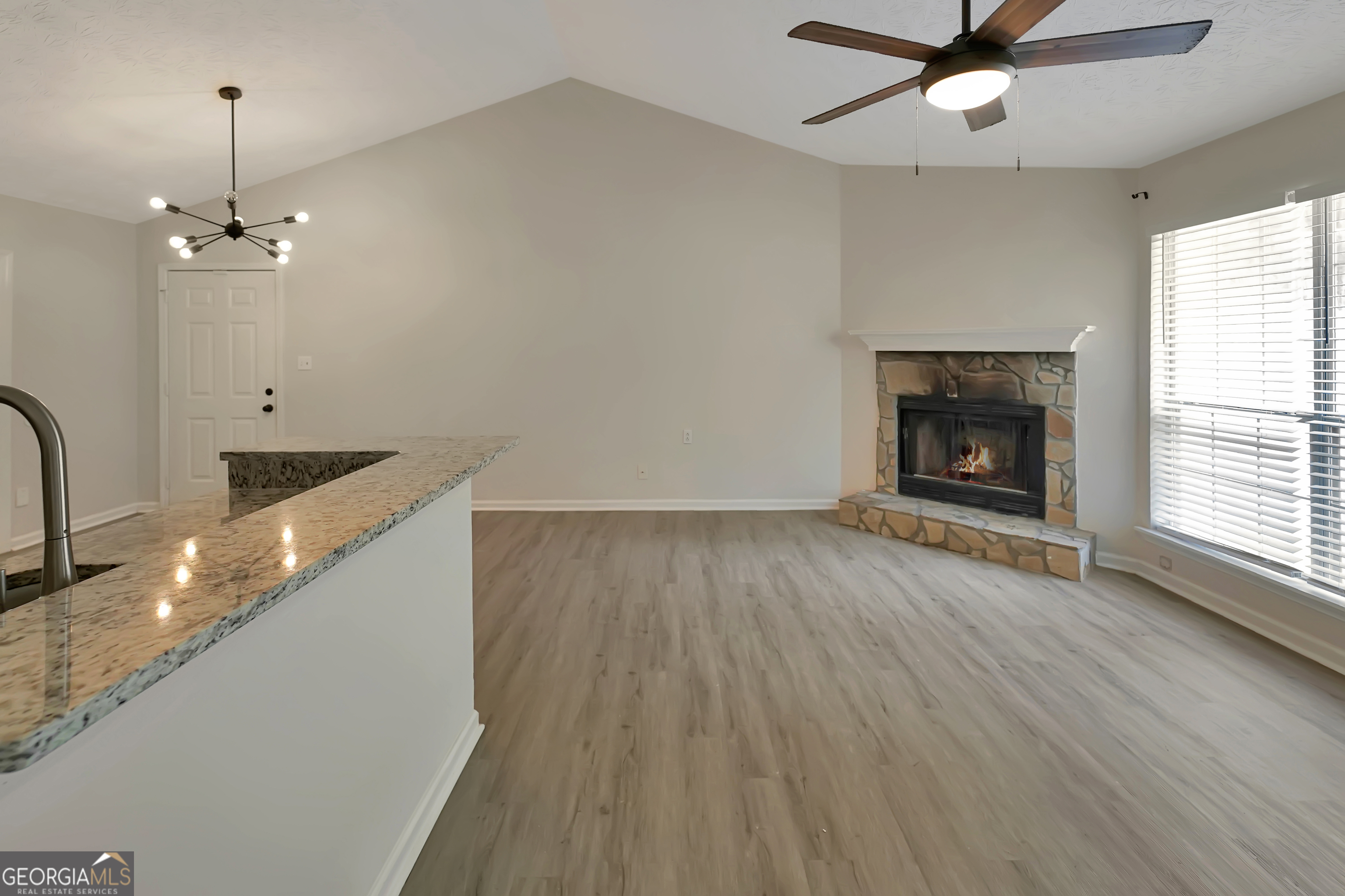 107 Woodridge Drive Property Photo 3