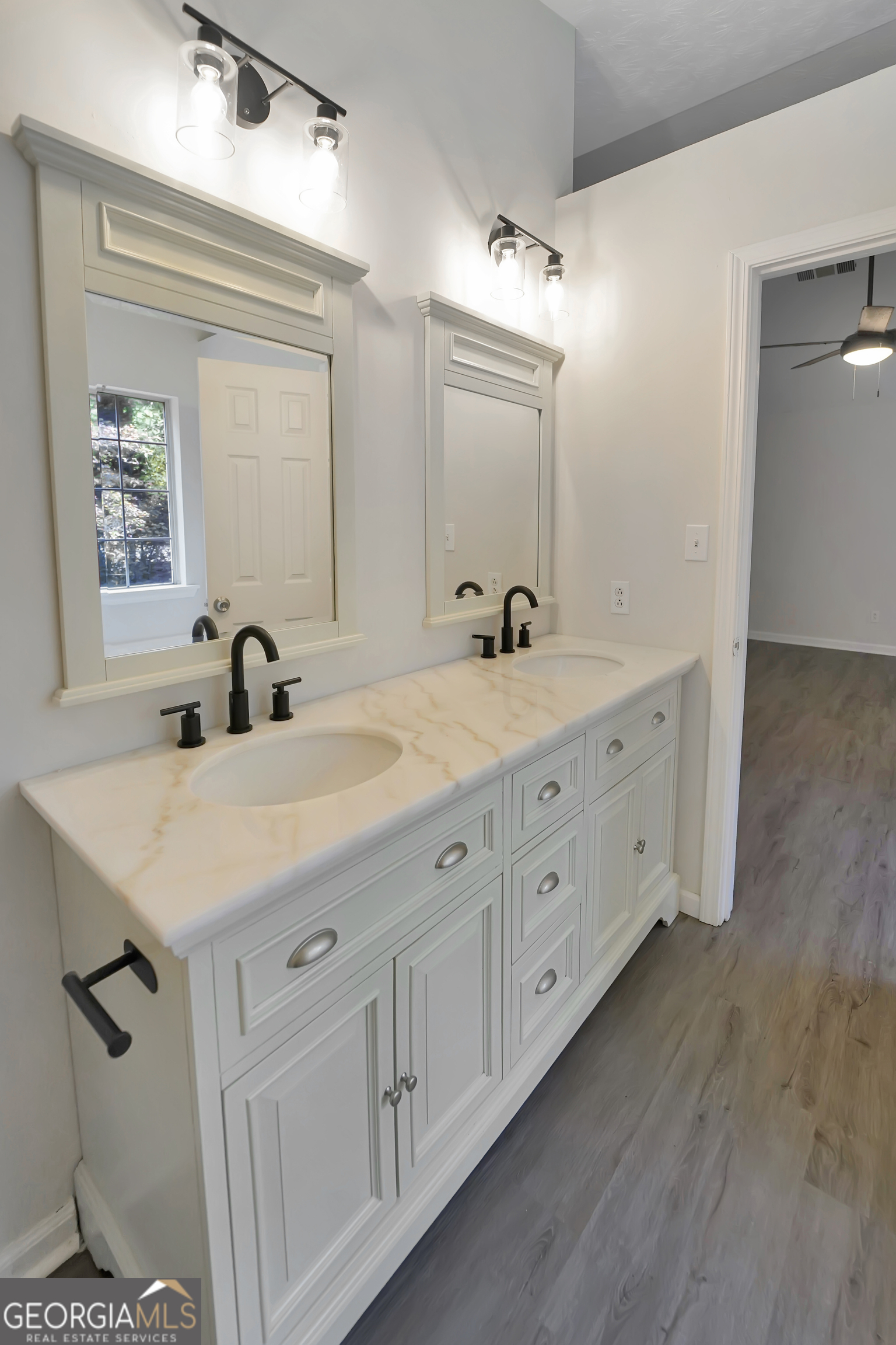 107 Woodridge Drive Property Photo 16