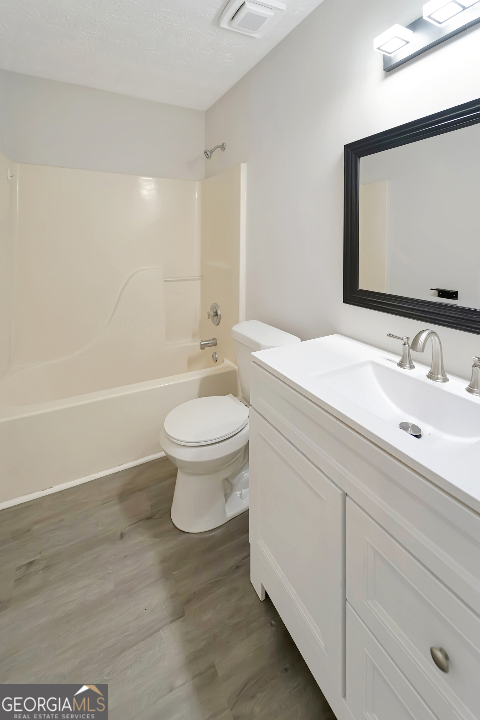 107 Woodridge Drive Property Photo 24