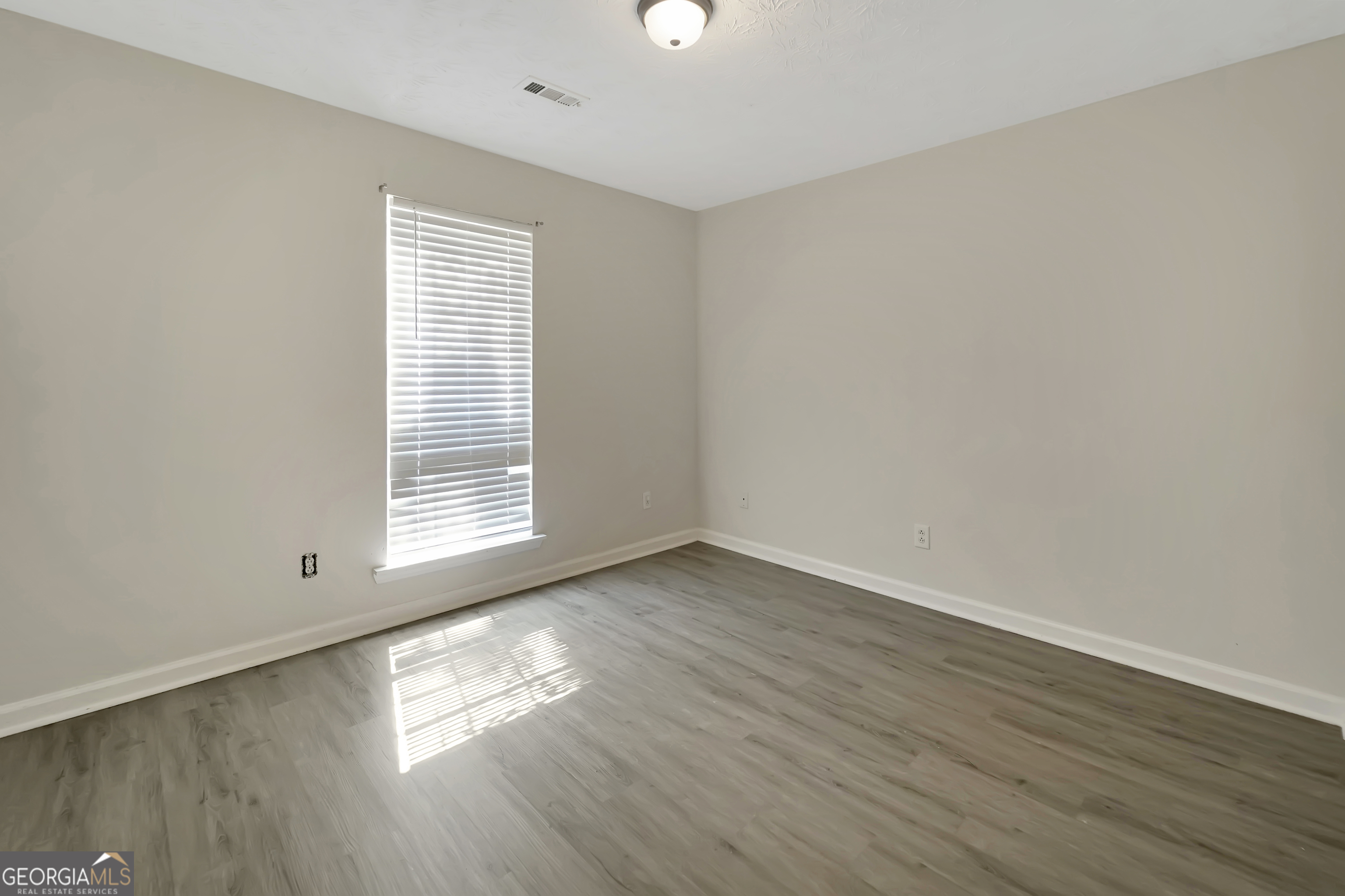 107 Woodridge Drive Property Photo 27