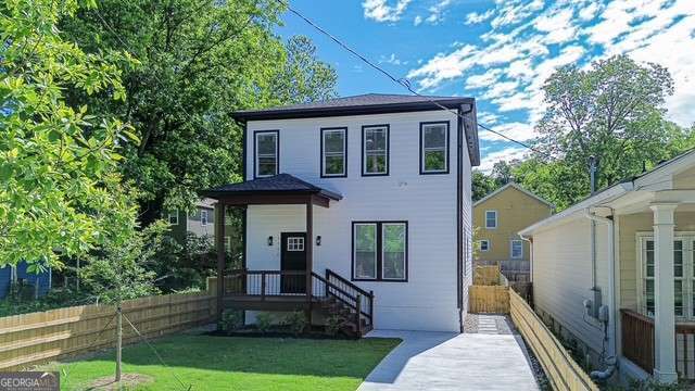 1166 Mcdaniel Street Sw Property Photo 2