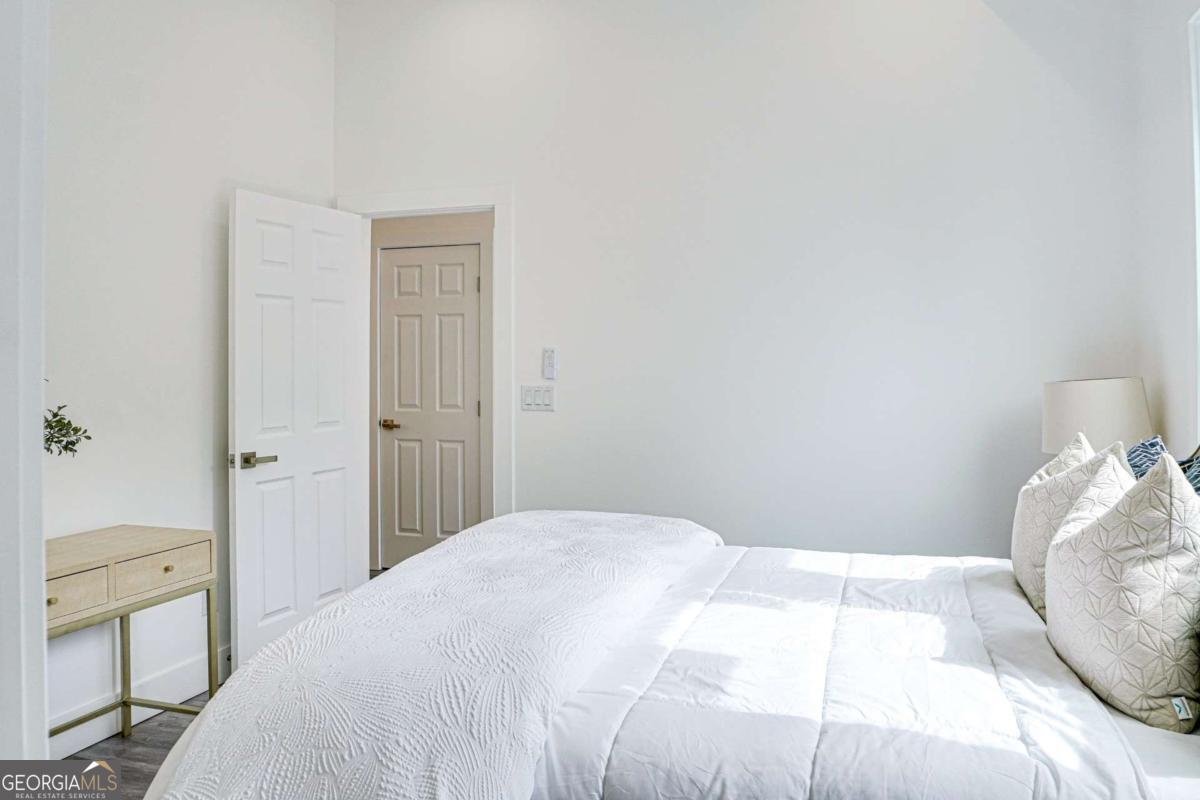 1166 Mcdaniel Street Sw Property Photo 18