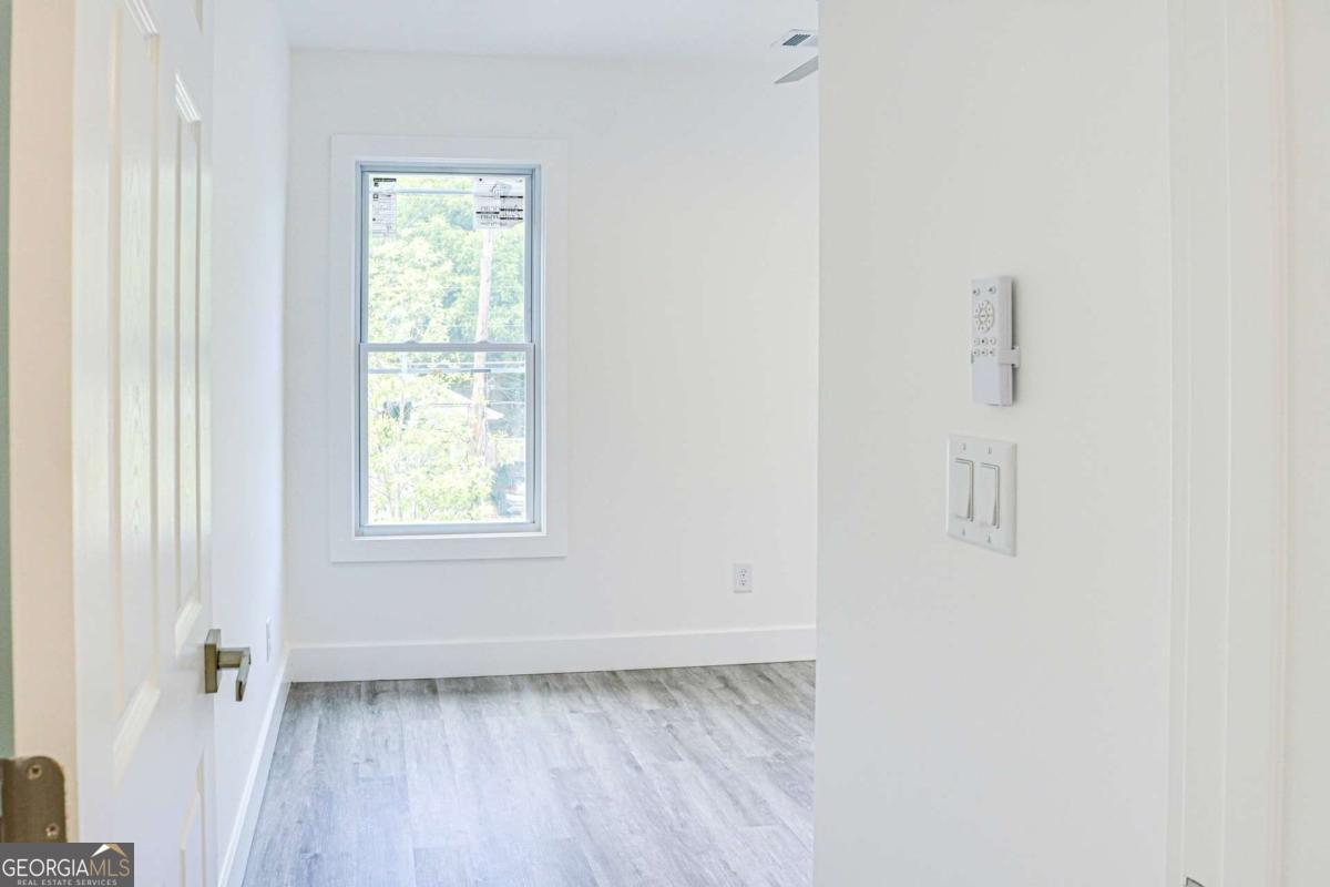 1166 Mcdaniel Street Sw Property Photo 29