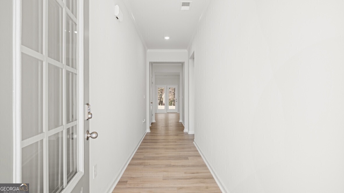 59 Capital Court Property Photo 3