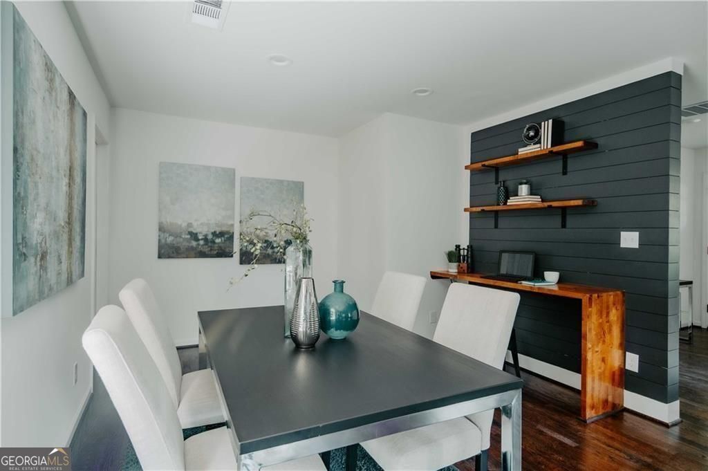 2173 Polar Rock Place Sw Property Photo 5