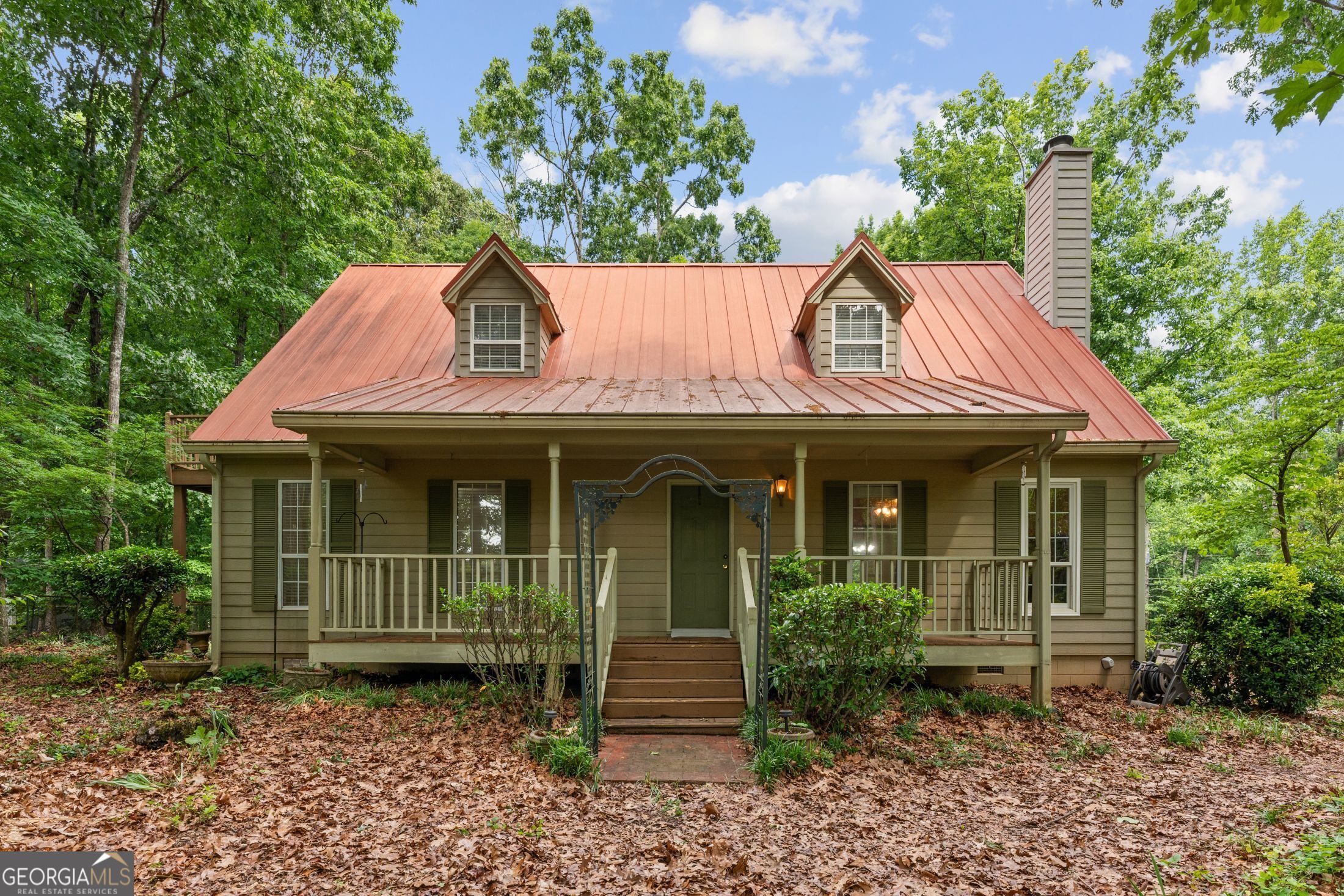 2498 Forestdale Drive Property Photo 1
