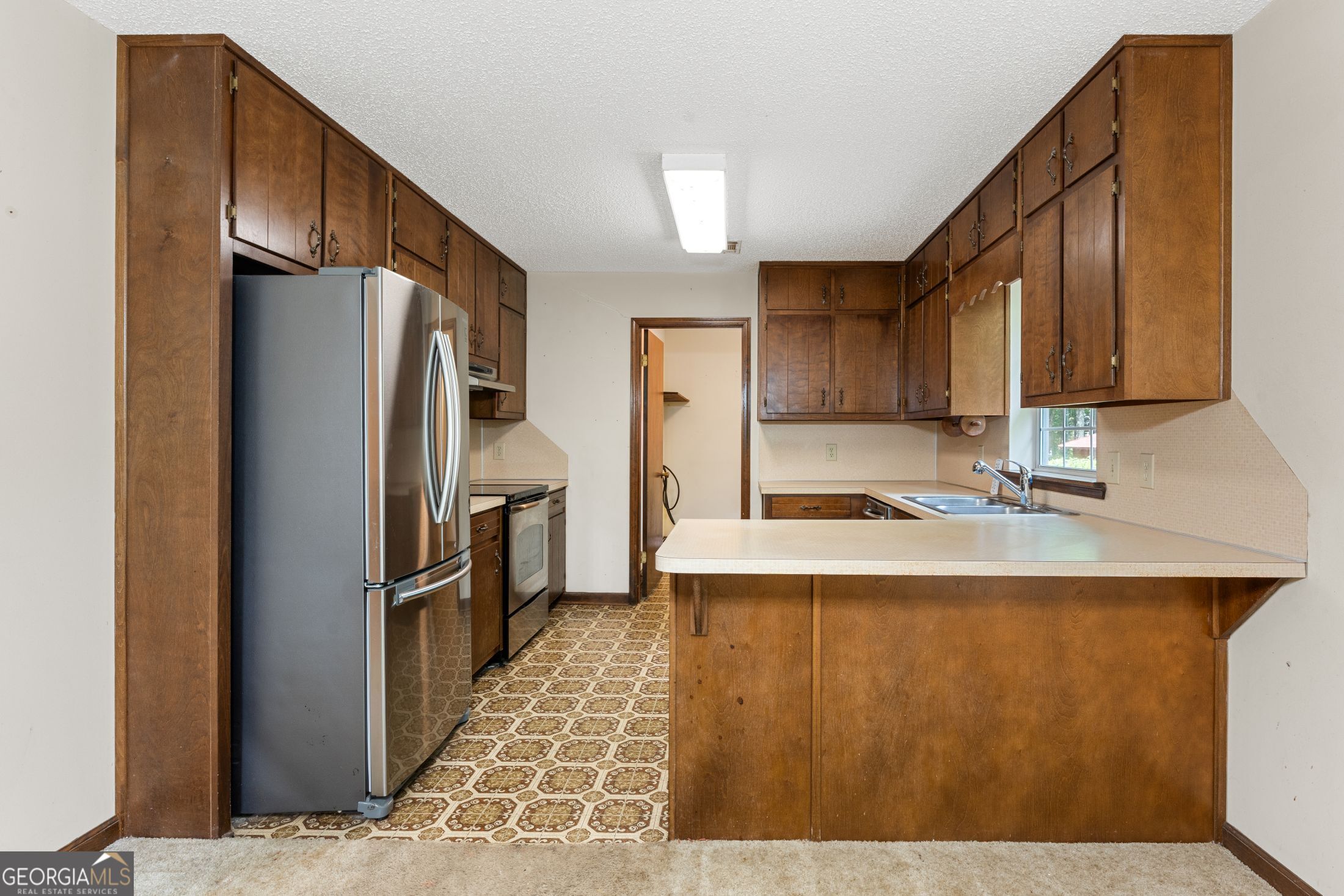 2498 Forestdale Drive Property Photo 6