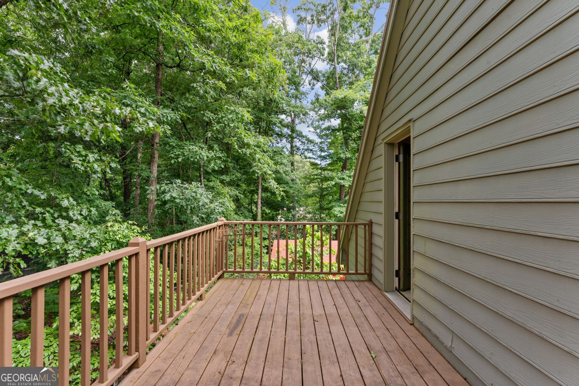 2498 Forestdale Drive Property Photo 10