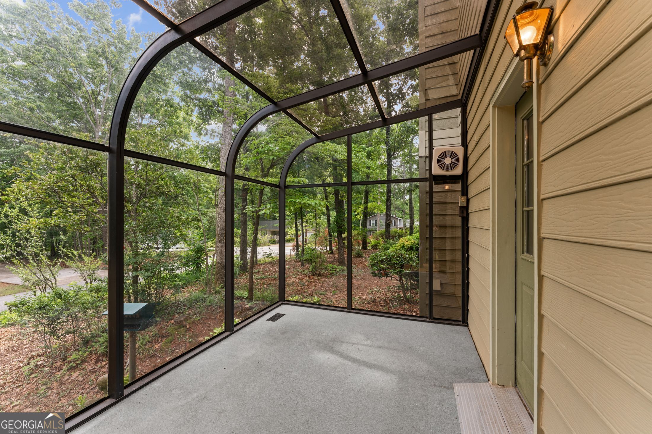 2498 Forestdale Drive Property Photo 15