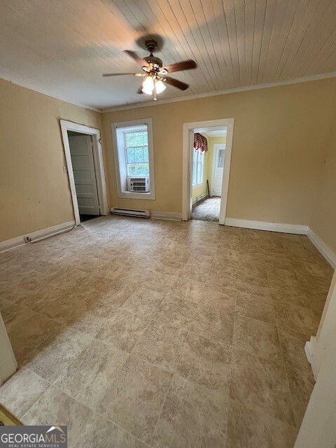 103 Grady Street Property Photo 3