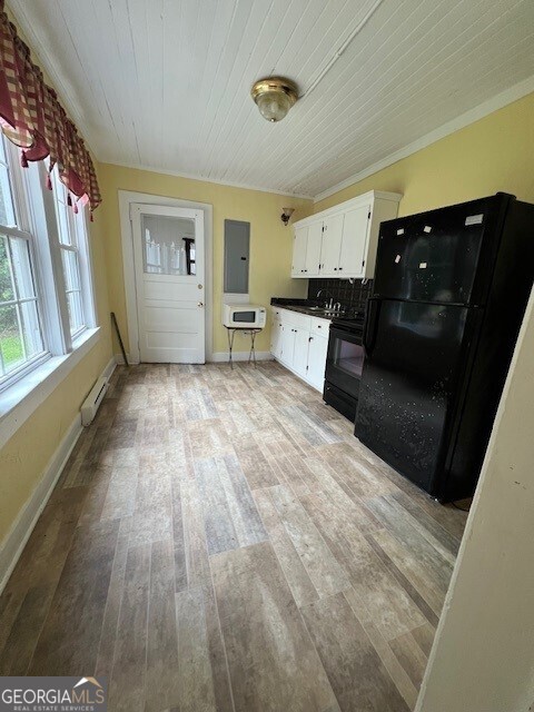 103 Grady Street Property Photo 4