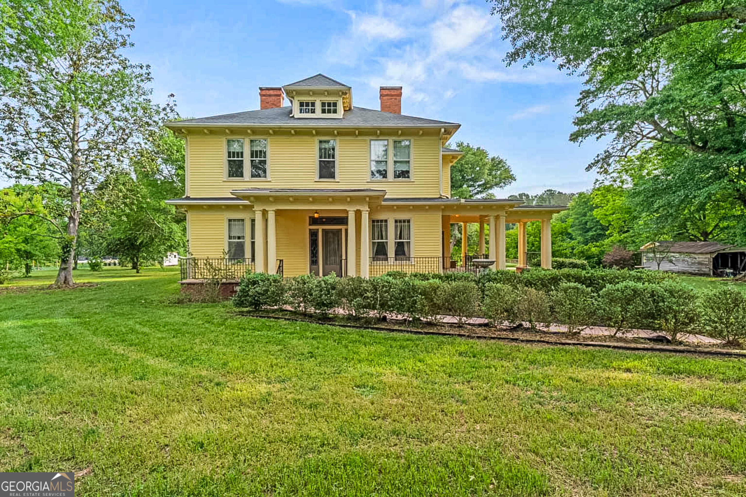 3021 Teamon Road Property Photo 2