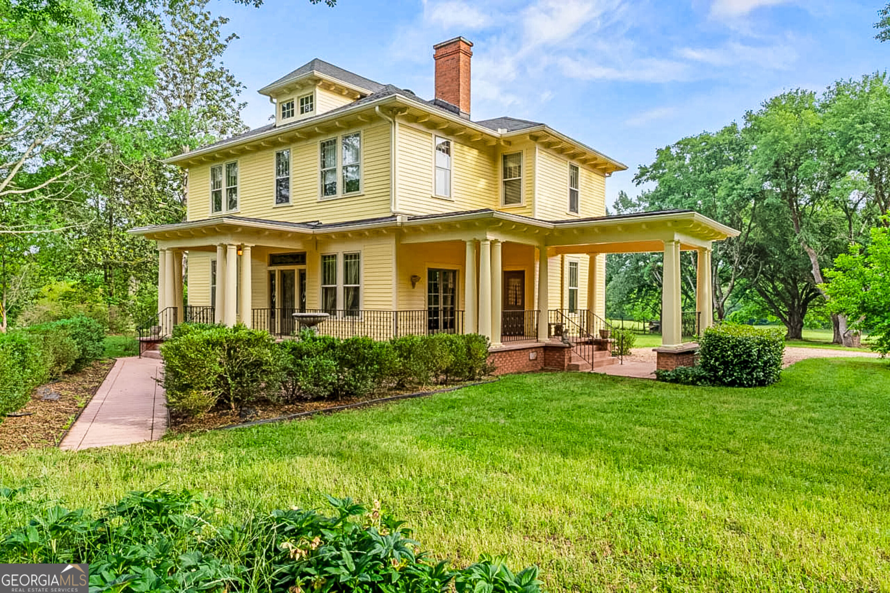 3021 Teamon Road Property Photo 4