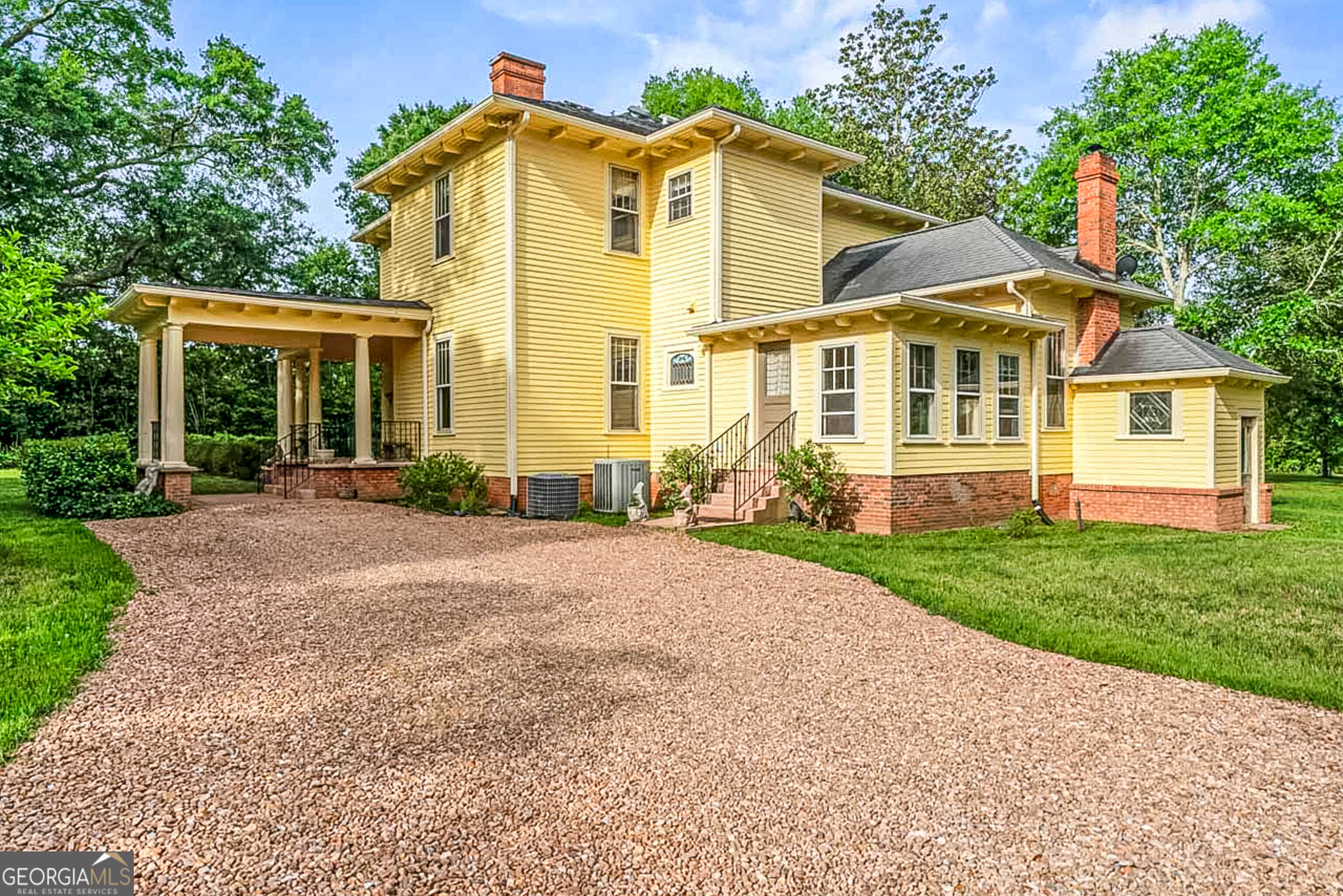 3021 Teamon Road Property Photo 8