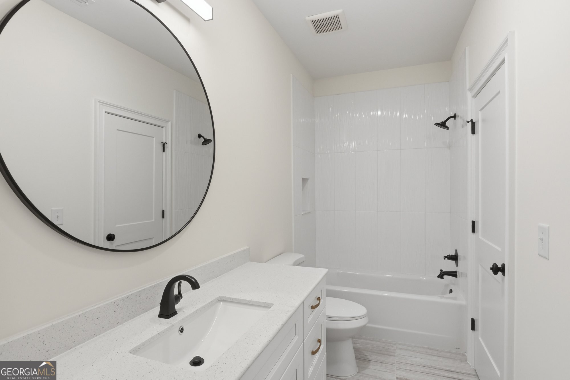 3145 Spinnakers Reach View Property Photo 18